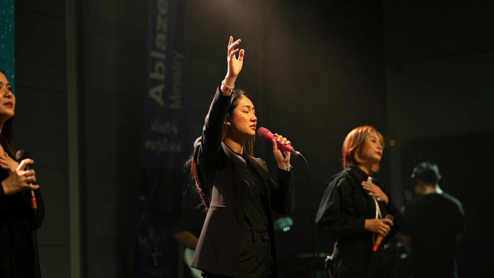 Rasha Rizk Dubai concert: Rasha Rizk performing the songs remembered across the Arab world